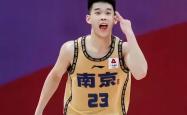 乐鱼体育app下载-雄火队前场球员取代后场球员成为得分王