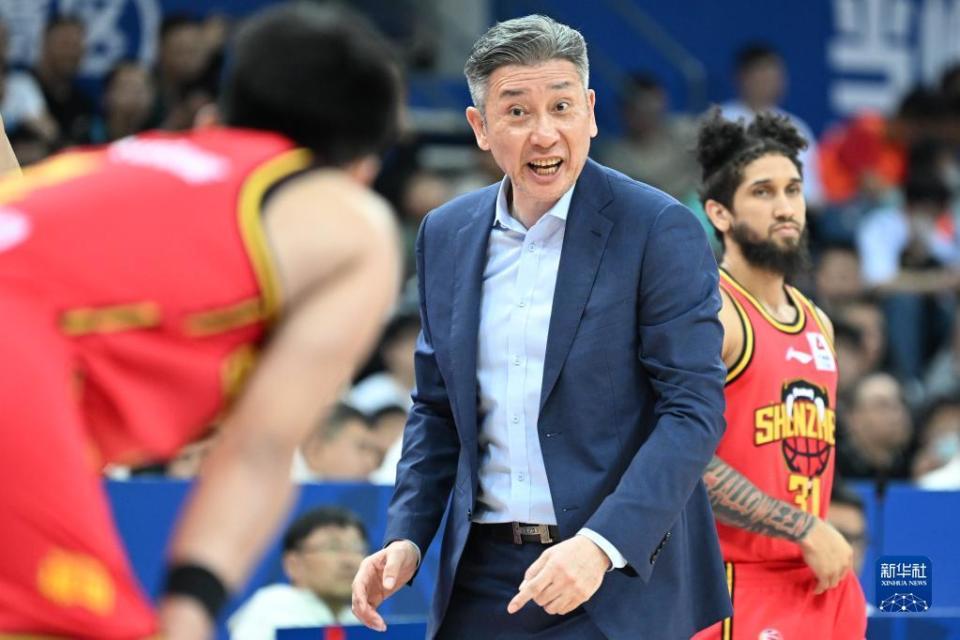 新疆天山雪狼击败深圳马可波罗,排名升高的简单介绍 新疆天山雪狼击败深圳马可波罗,排名升高的简单介绍