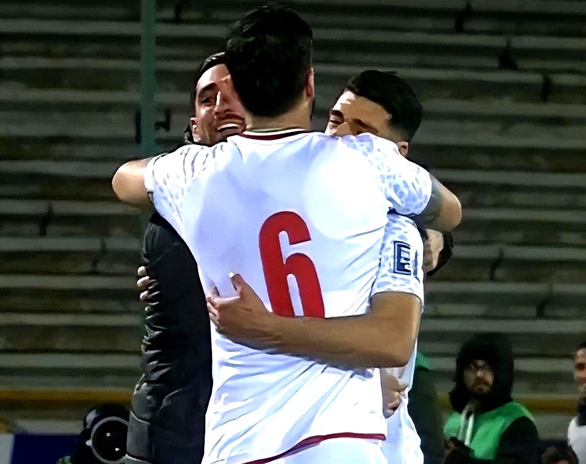 伊朗球队士气高昂,备战亚冠八强赛 伊朗球队士气高昂,备战亚冠八强赛