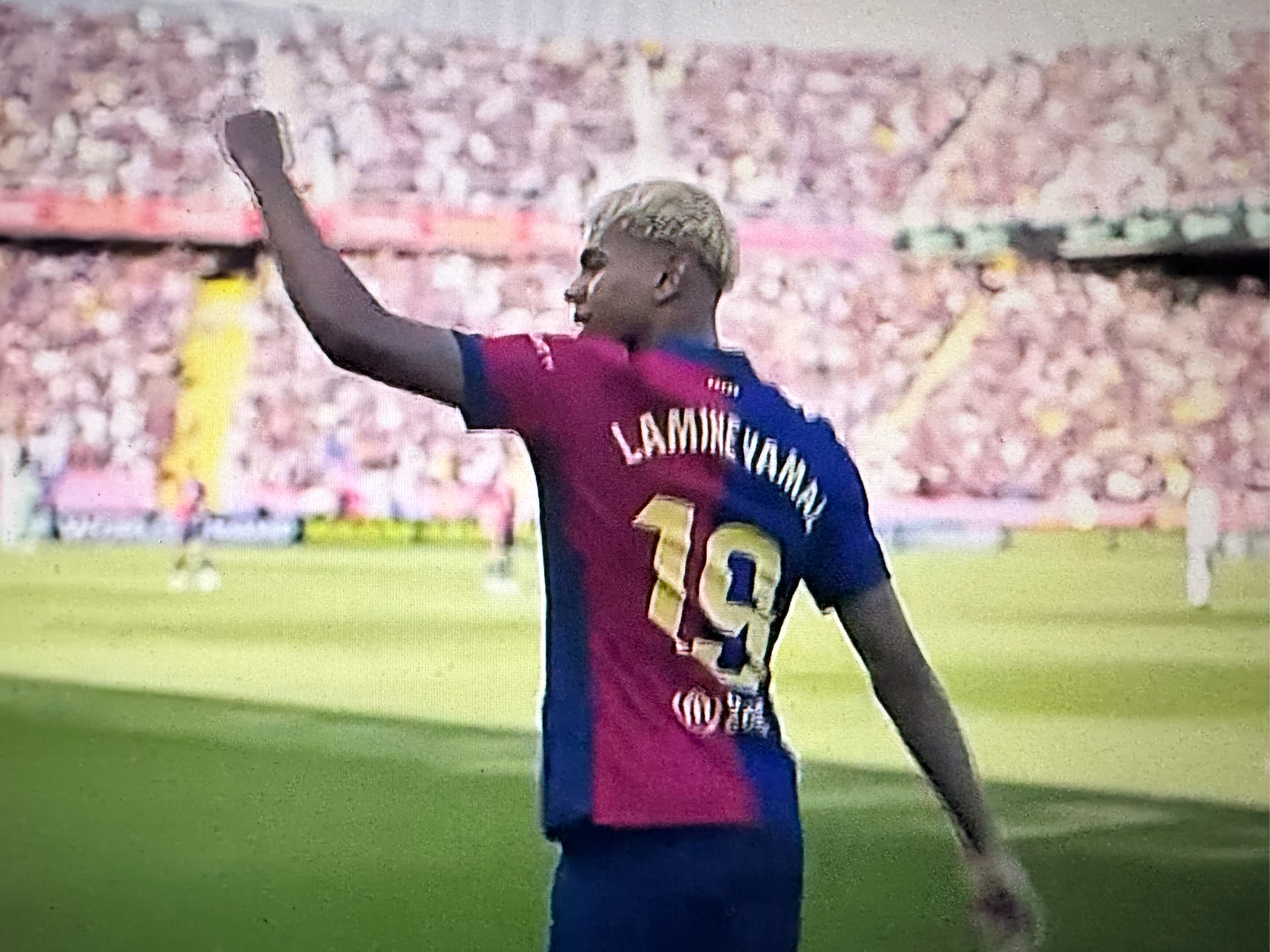 皇马新引援大爆发,巴萨主力受伤 皇马新引援大爆发,巴萨主力受伤