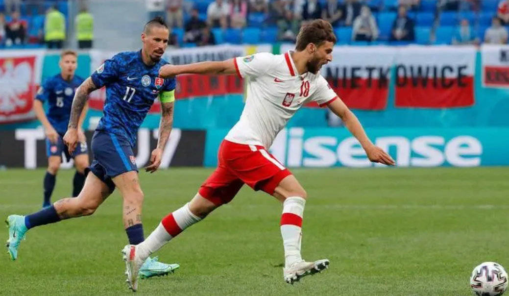 英格兰击败卢森堡，豪取三分