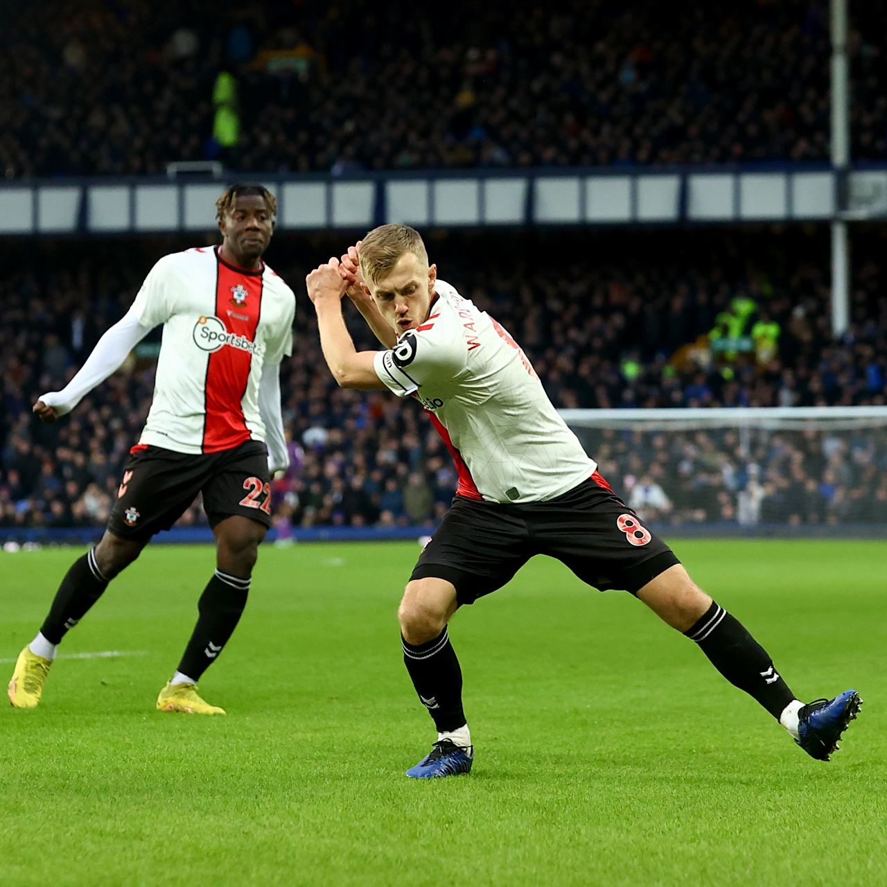 包含南安普顿客场大胜,重回胜利轨道的词条 包含南安普顿客场大胜,重回胜利轨道的词条