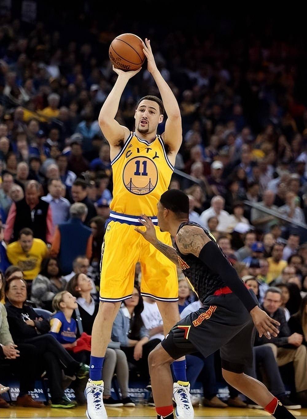 勇士克莱汤普森重返赛场,球队战绩有望好转 勇士克莱汤普森重返赛场,球队战绩有望好转