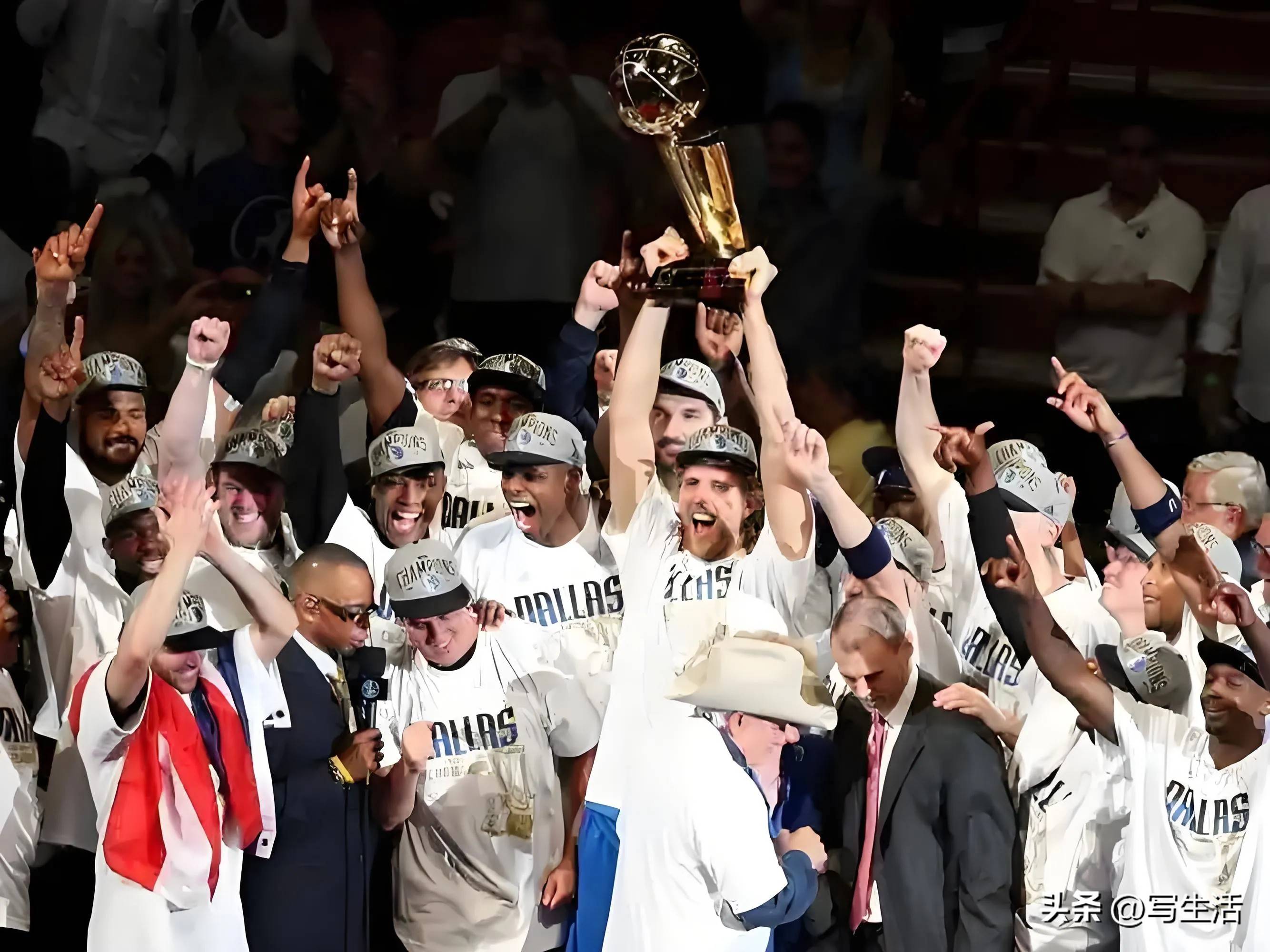 科比精准预测勇士队成功卫冕NBA总冠军,整个球迷都哑口无言的简单介绍 科比精准预测勇士队成功卫冕NBA总冠军,整个球迷都哑口无言的简单介绍