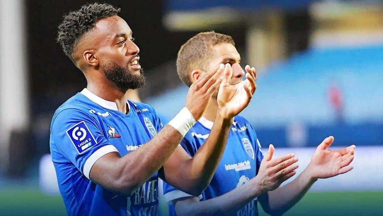 特鲁瓦主场掀翻对手,获得胜利 特鲁瓦主场掀翻对手,获得胜利