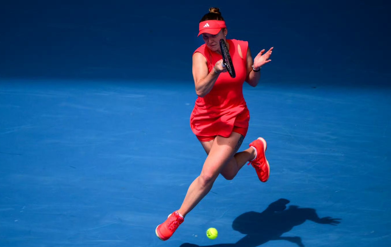 波兰选手猛攻,轻松获得冠军 波兰选手猛攻,轻松获得冠军