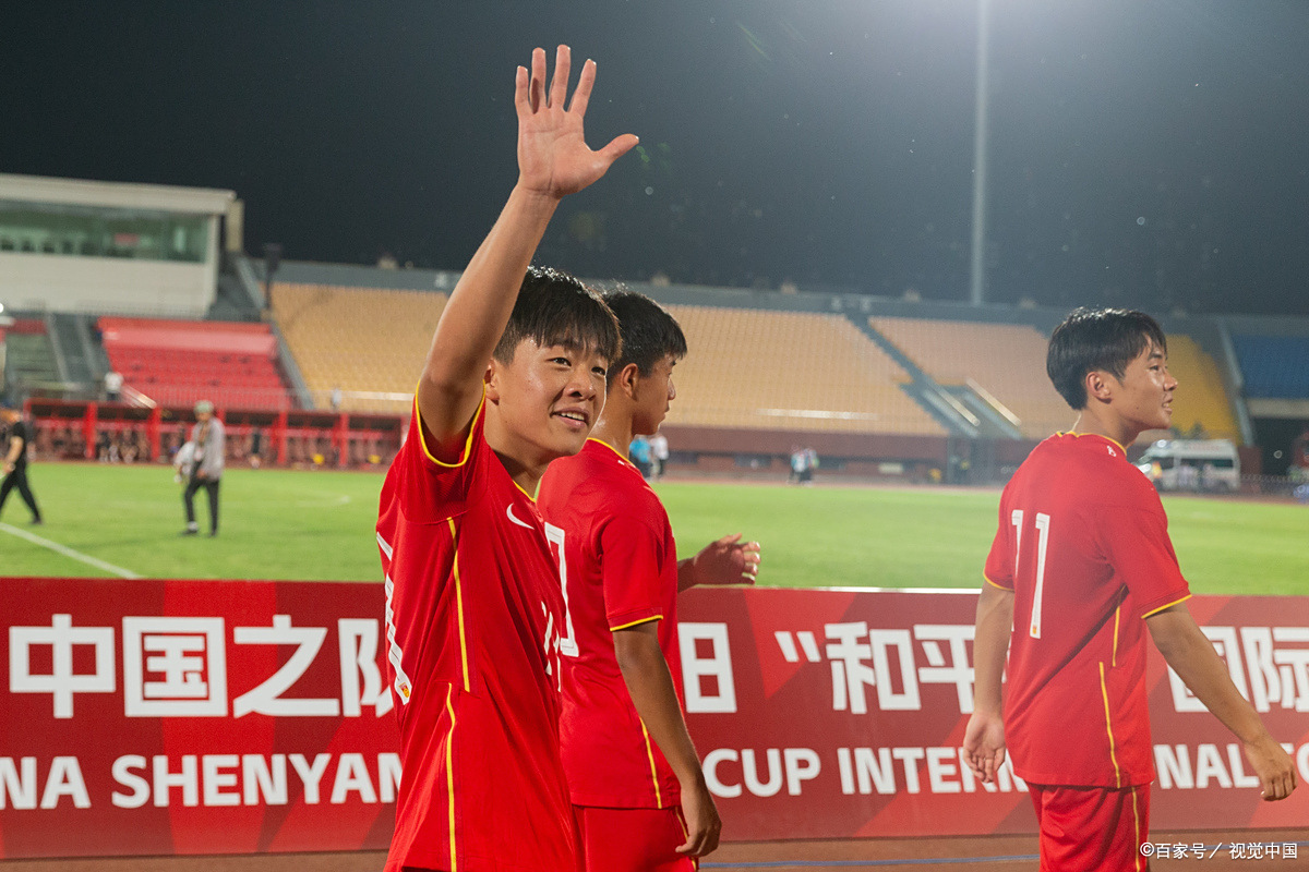 包含国内足球队出征训练,备战艰辛的词条 包含国内足球队出征训练,备战艰辛的词条